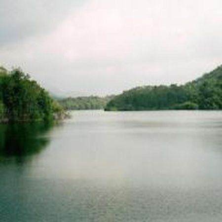 Park Residency Otel Kuttyadi Dış mekan fotoğraf