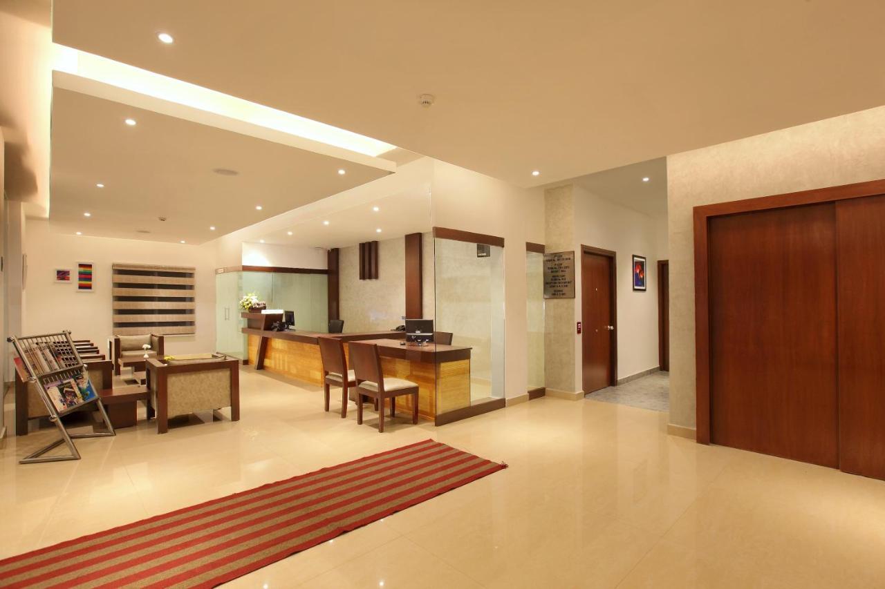Park Residency Otel Kuttyadi Dış mekan fotoğraf